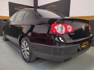 Volkswagen Passat único por su poco kilometraje.