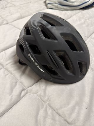 Casco bici con luce posteriore