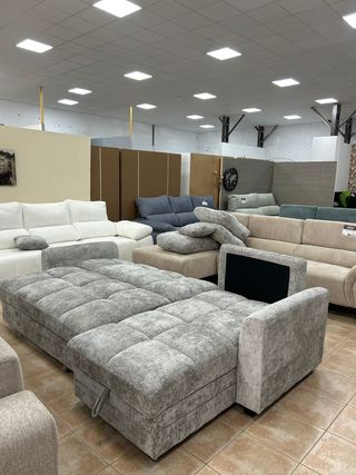 Sofá cama chaiselongue grande + ARCÓN nuevo