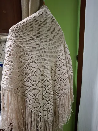 Scialle fatta a mano