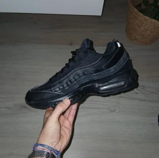Nike Air Max 95 Negro/Gris