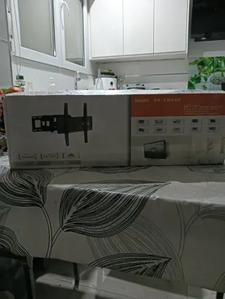 Soporte TV 32-70 BK-LB440 Nuevo