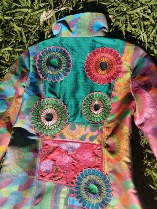 Abrigo desigual talla L