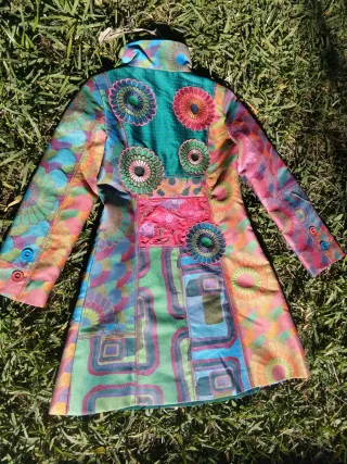 Abrigo desigual talla L