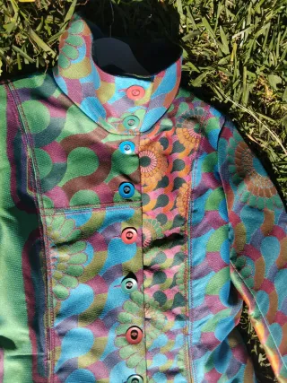 Abrigo desigual talla L