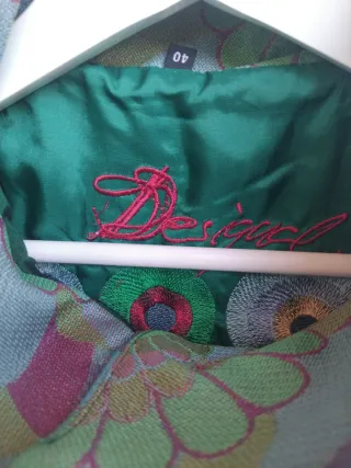 Abrigo desigual talla L