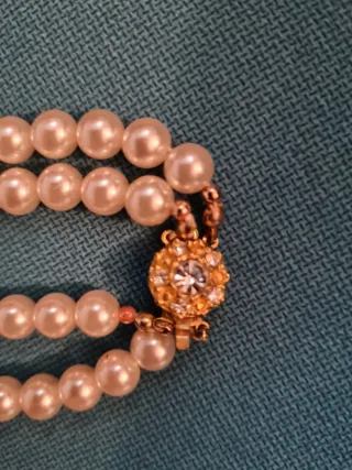 Collana perle bianche e nere