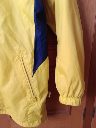 Chubasquero Villarreal CF Amarillo y Azul