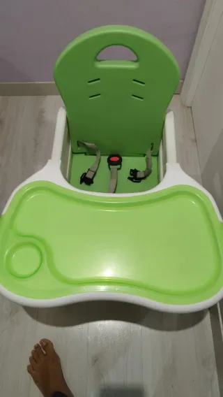 Trona de bebé multi-posición