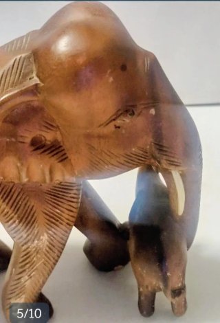 Escultura de teca: Elefante con cría