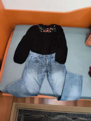 Conjunto camisa con Bordado y Pantalón Vaquero