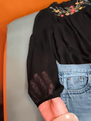 Conjunto camisa con Bordado y Pantalón Vaquero