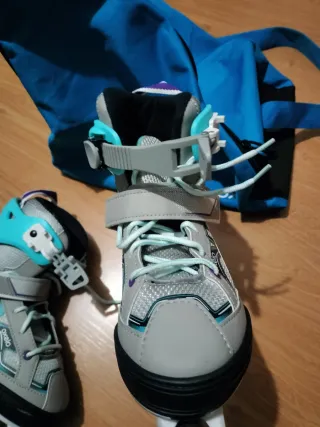 Patines Oxelo Talla 35-38 + Protecciones y bolsa.