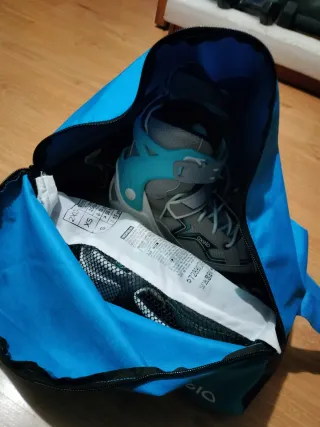 Patines Oxelo Talla 35-38 + Protecciones y bolsa.