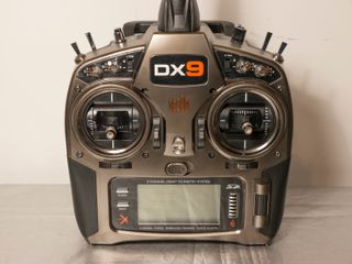Emisora RC Spektrum DX9 DSMX con receptor Orange