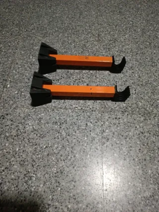 Soportes para bicicleta naranjas