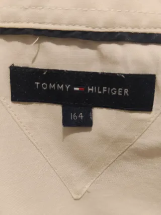 Camisa Tommy Hilfiger blanca joven