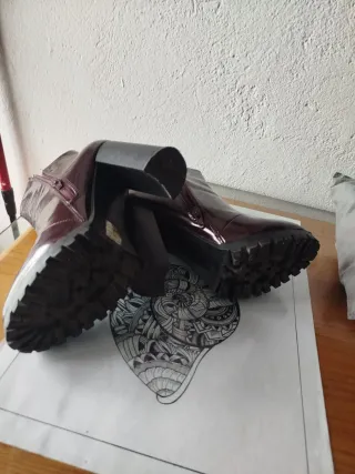 Botas charol mujer tacón alto