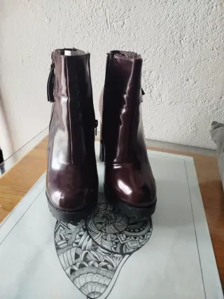 Botas charol mujer tacón alto
