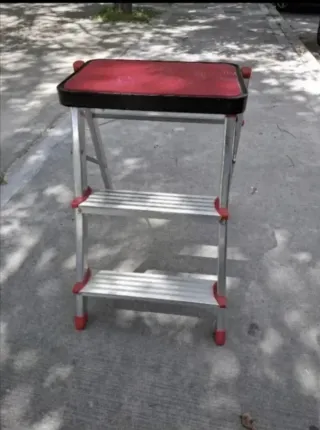 Escalera 3 peldaños aluminio