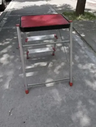 Escalera 3 peldaños aluminio