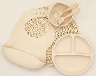 Set Vajilla Silicona Bebé con Babero sin estrenar