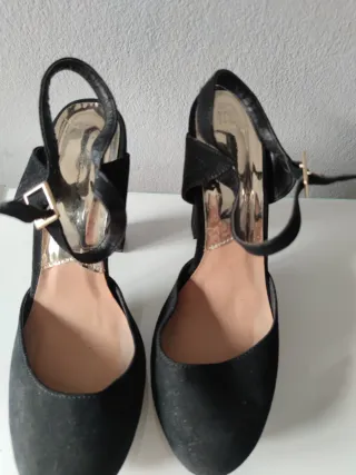 Sandalias tacón Lefties