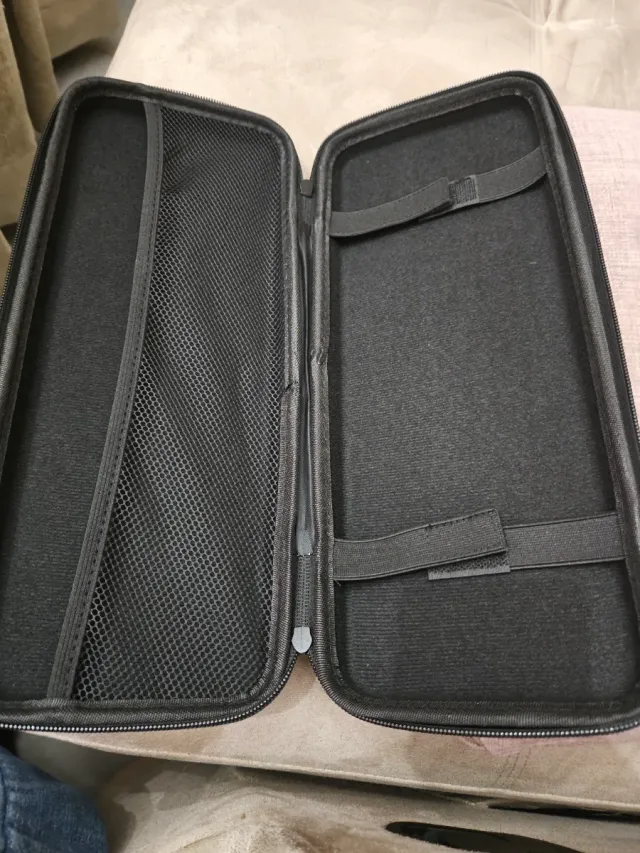 Fondello semirigido per tastiera - Nuovo