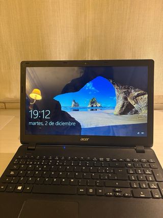Acer Aspire ES1-512 Portátil Negro