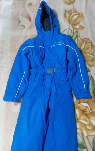 Mono de nieve azul talla 8