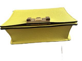 Bolso Furla verde y dorado