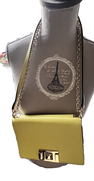 Bolso Furla verde y dorado
