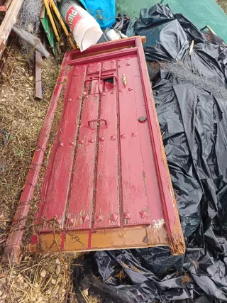 Puerta de madera maciza antiguan 2'40cm x 95cm