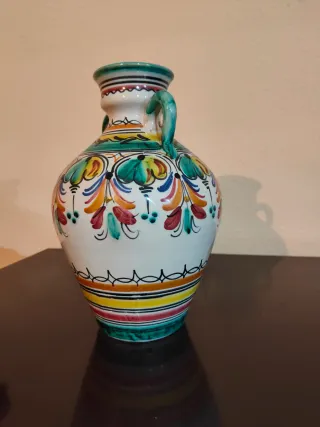 Jarrón de cerámica de Talavera