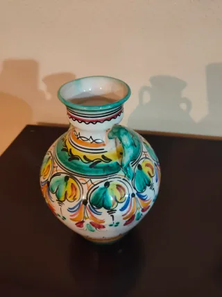 Jarrón de cerámica de Talavera