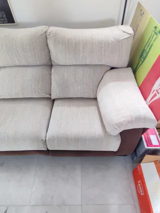 Sofá chaise longue tela beige y marrón