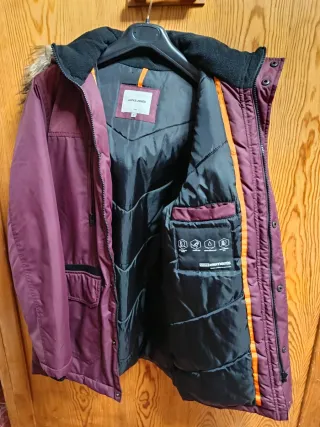 Chaqueta Jack & Jones burdeos Talla S