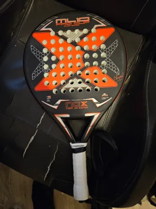 Pala Nox ML10 Pro Cup Rough Surface