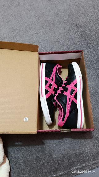 Onitsuka Tiger Negro/Rosa Talla 35.5