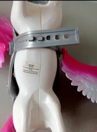 Pegaso 23 cm, para muñecas tipo Barbie