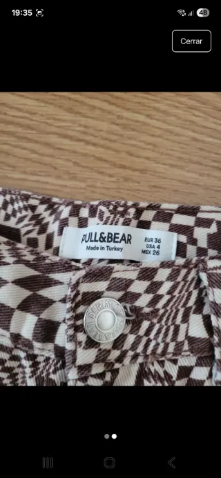 Pantalon vaquero Pull and Bear estampado talla 36