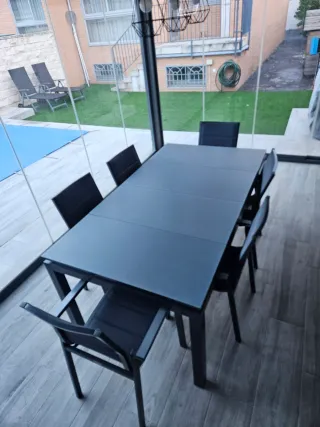 Mesa y 6 Sillas de Jardín