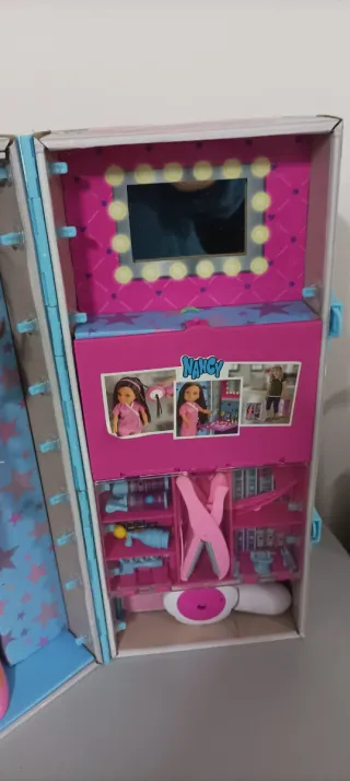 Muñeca Nancy Peluquera Maletín Accesorios