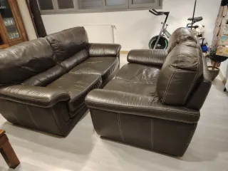 2 Sofás de Piel Marrón