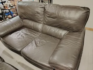 2 Sofás de Piel Marrón