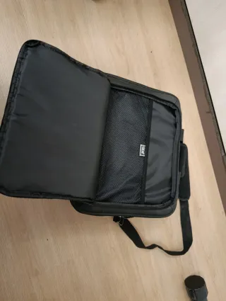 Xbox One Blanca + Mando + Kit Carga