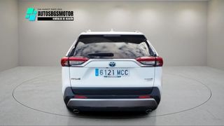 Toyota RAV4 220H 4WD 2022