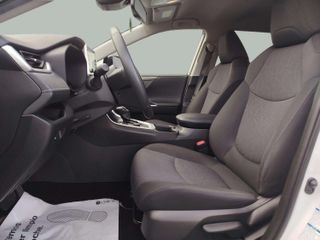 Toyota RAV4 220H 4WD 2022