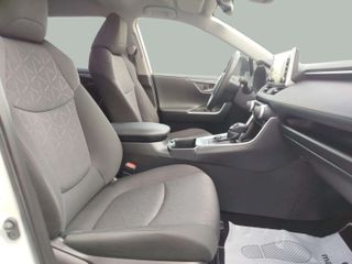 Toyota RAV4 220H 4WD 2022