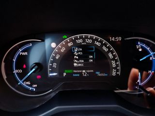 Toyota RAV4 220H 4WD 2022